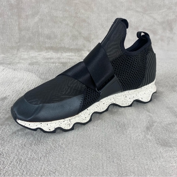 Sorel Kinetic Women's Sneakers Size 10.5 Black White Walking Comfort - Picture 5 of 10